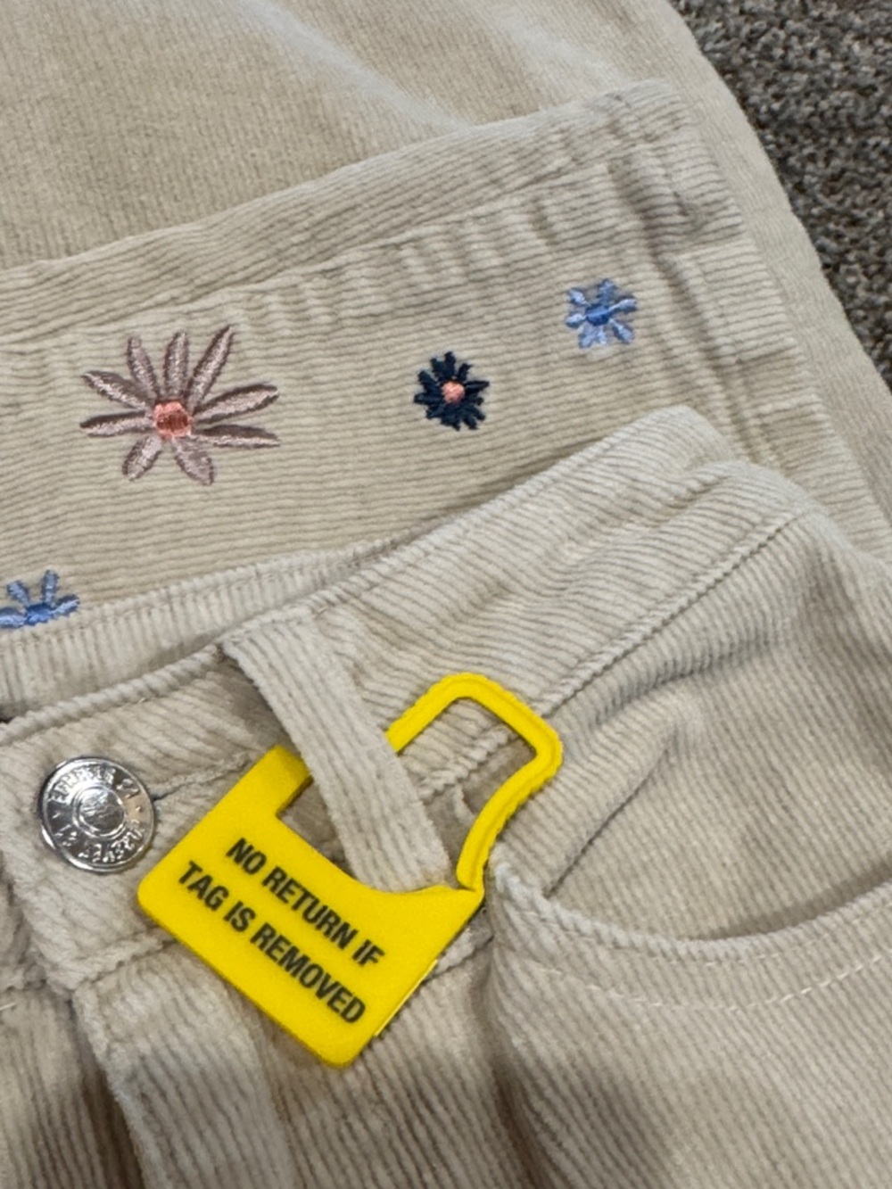 Forever 21 Cream Corduroy High-Rise Pants Flare Leg Embroidered Flowers Size S - Picture 11 of 11